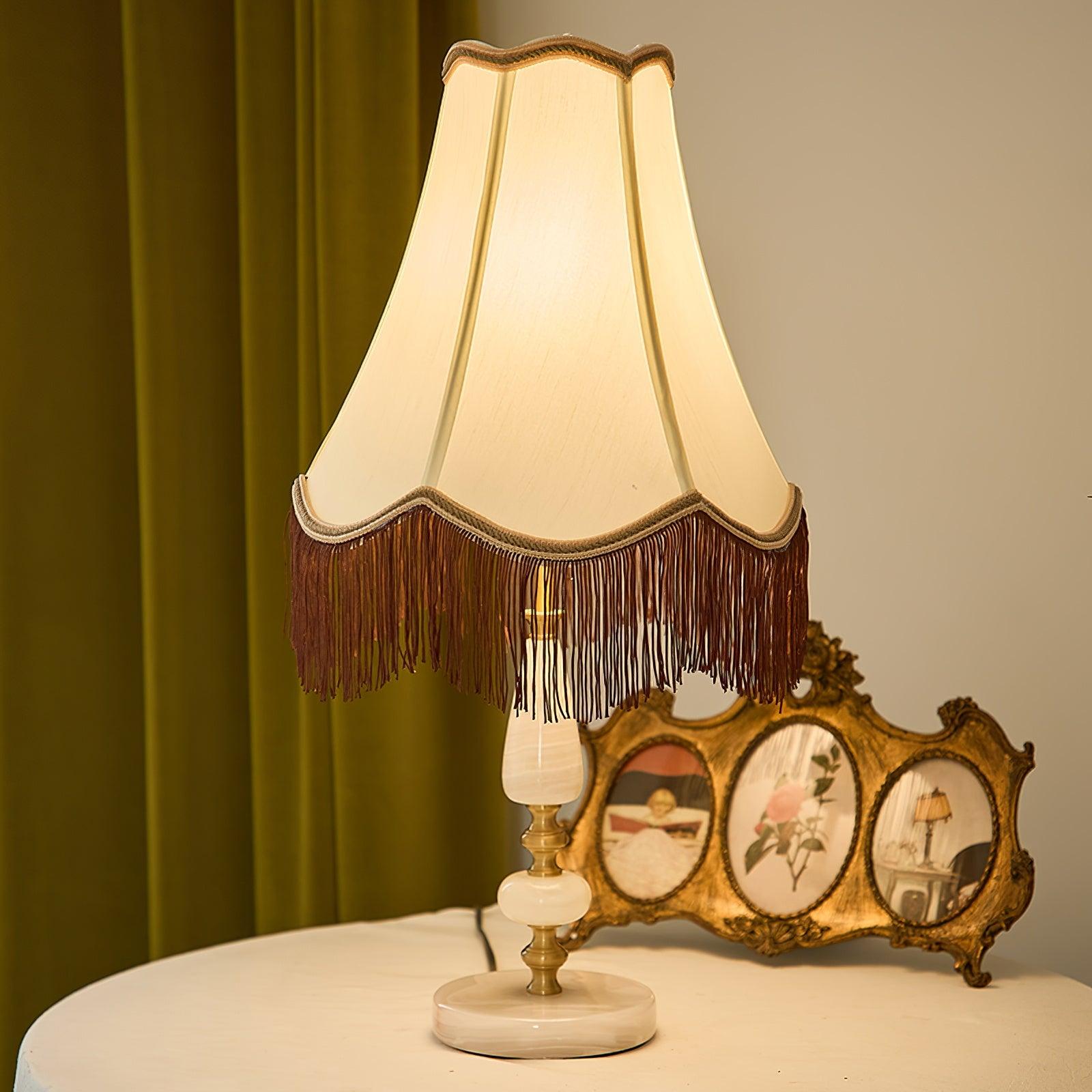 Victorian Table Lamp - Loonglight