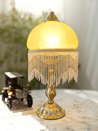 مصباح طاولة فيلي تاسيل