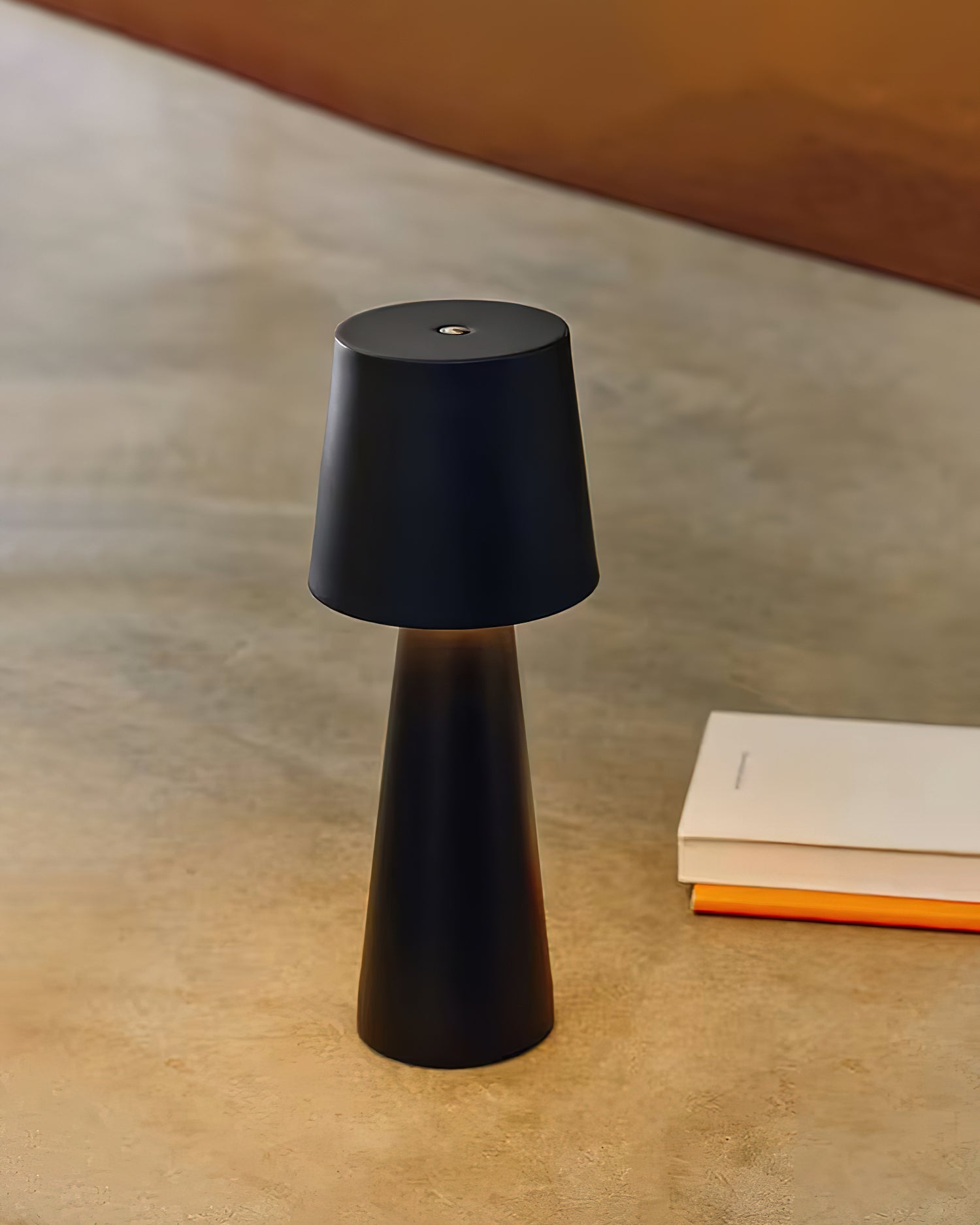 Villeroy Table Lamp - Loonglight