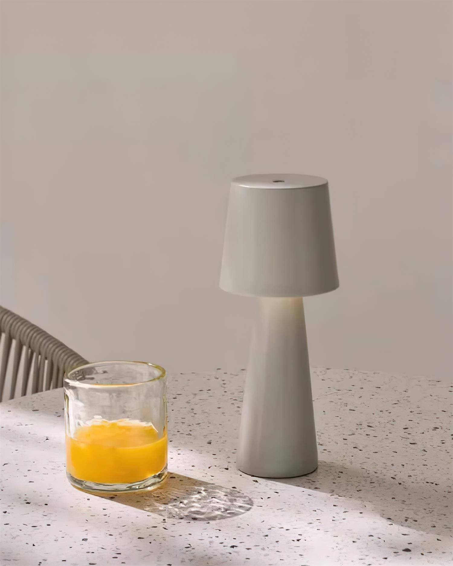 Villeroy Table Lamp - Loonglight