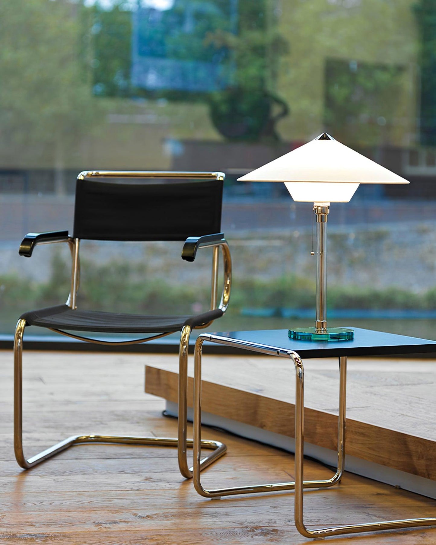 Wagenfeld Table Lamp - Loonglight