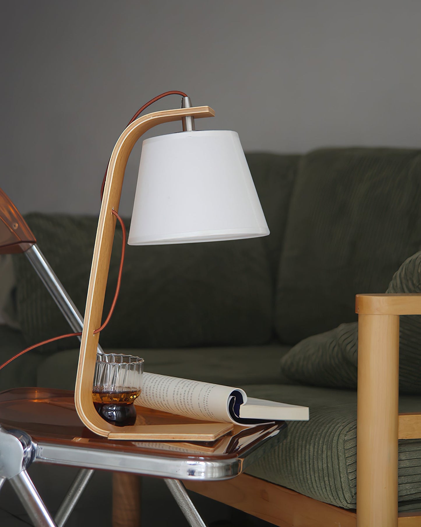 Walden Table Lamp - Loonglight