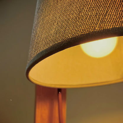Walden Table Lamp - Loonglight