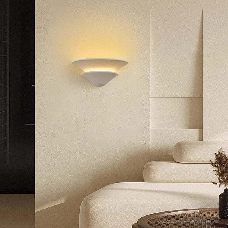 Wave Plaster Wall Lamp