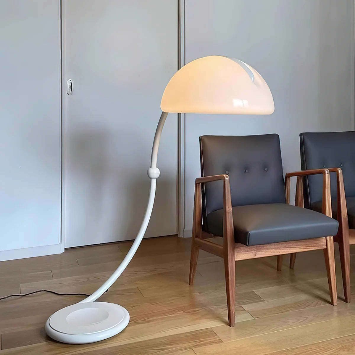 White Greta Serpente Floor Lamp - Loonglight
