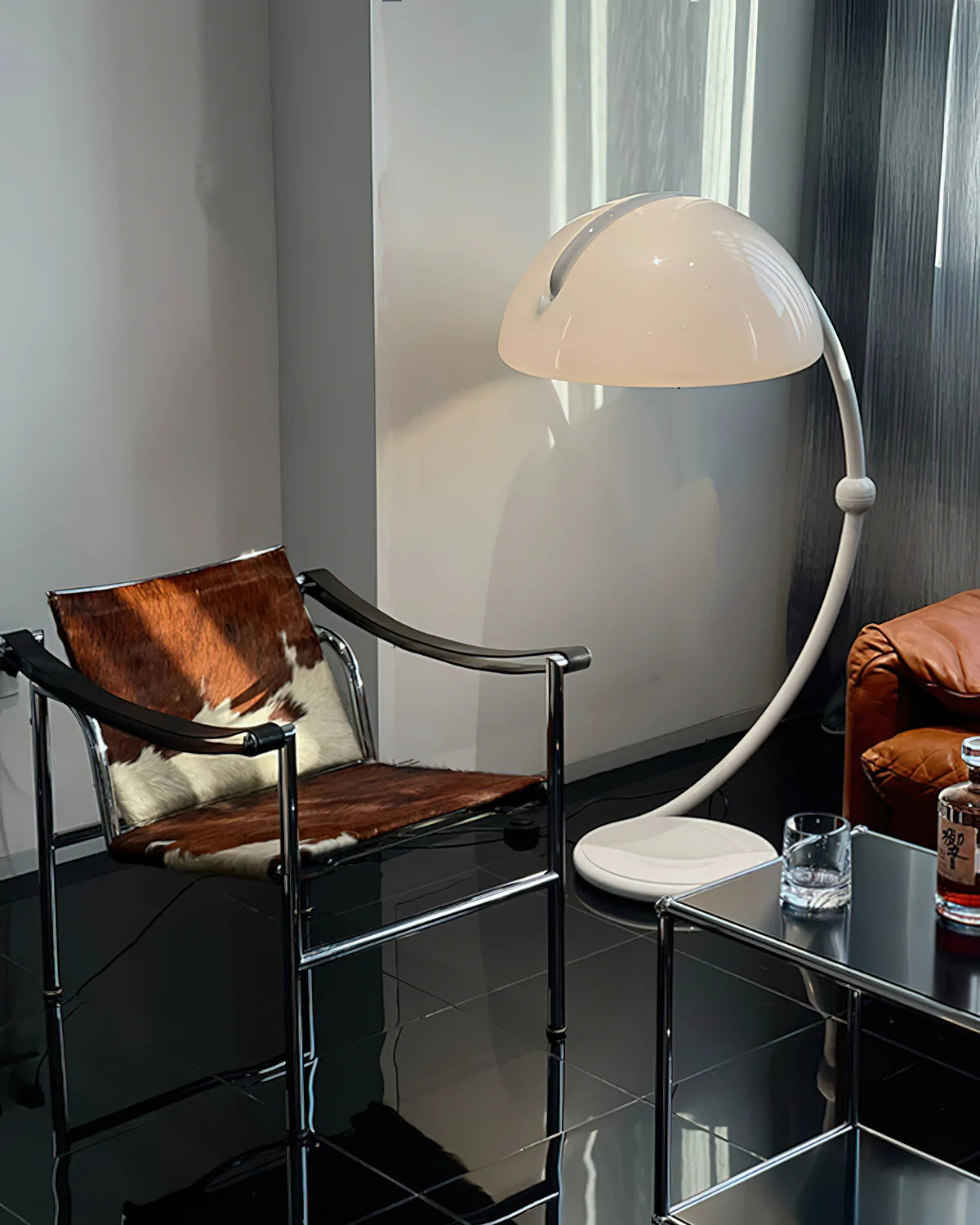 White Greta Serpente Floor Lamp - Loonglight