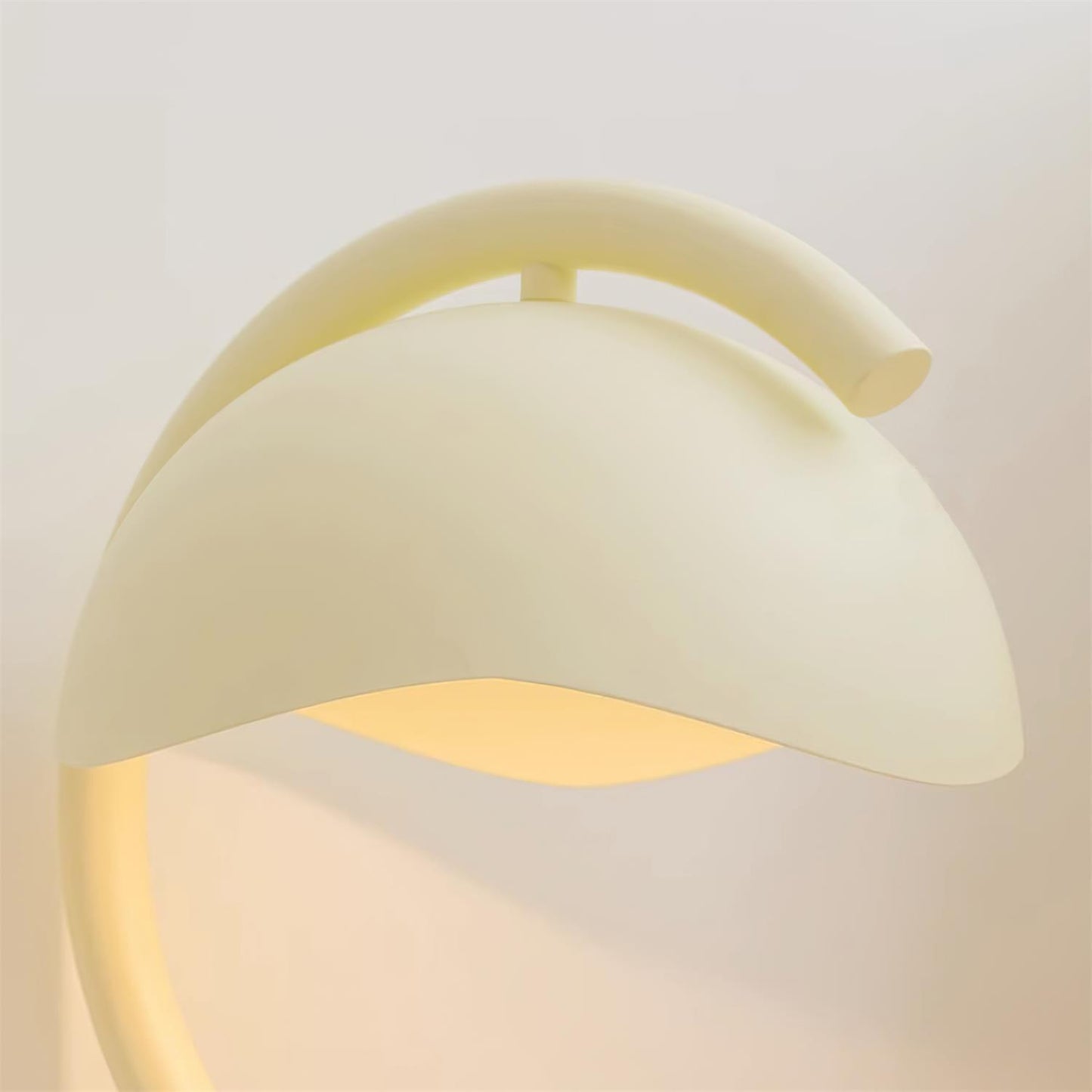 Wiatt Candle Warmer Lamp - Loonglight