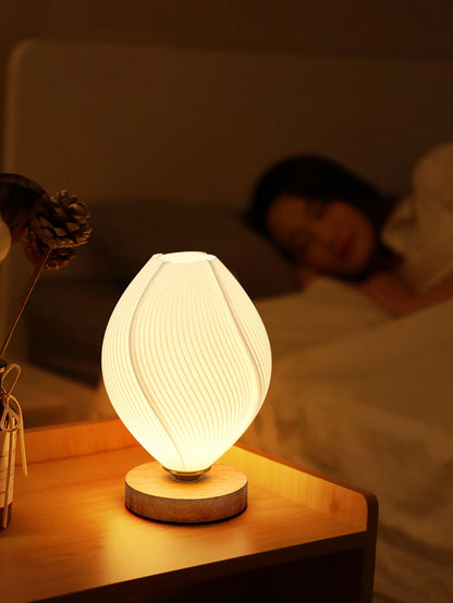 Willy Flower Bud Table Lamp - Loonglight