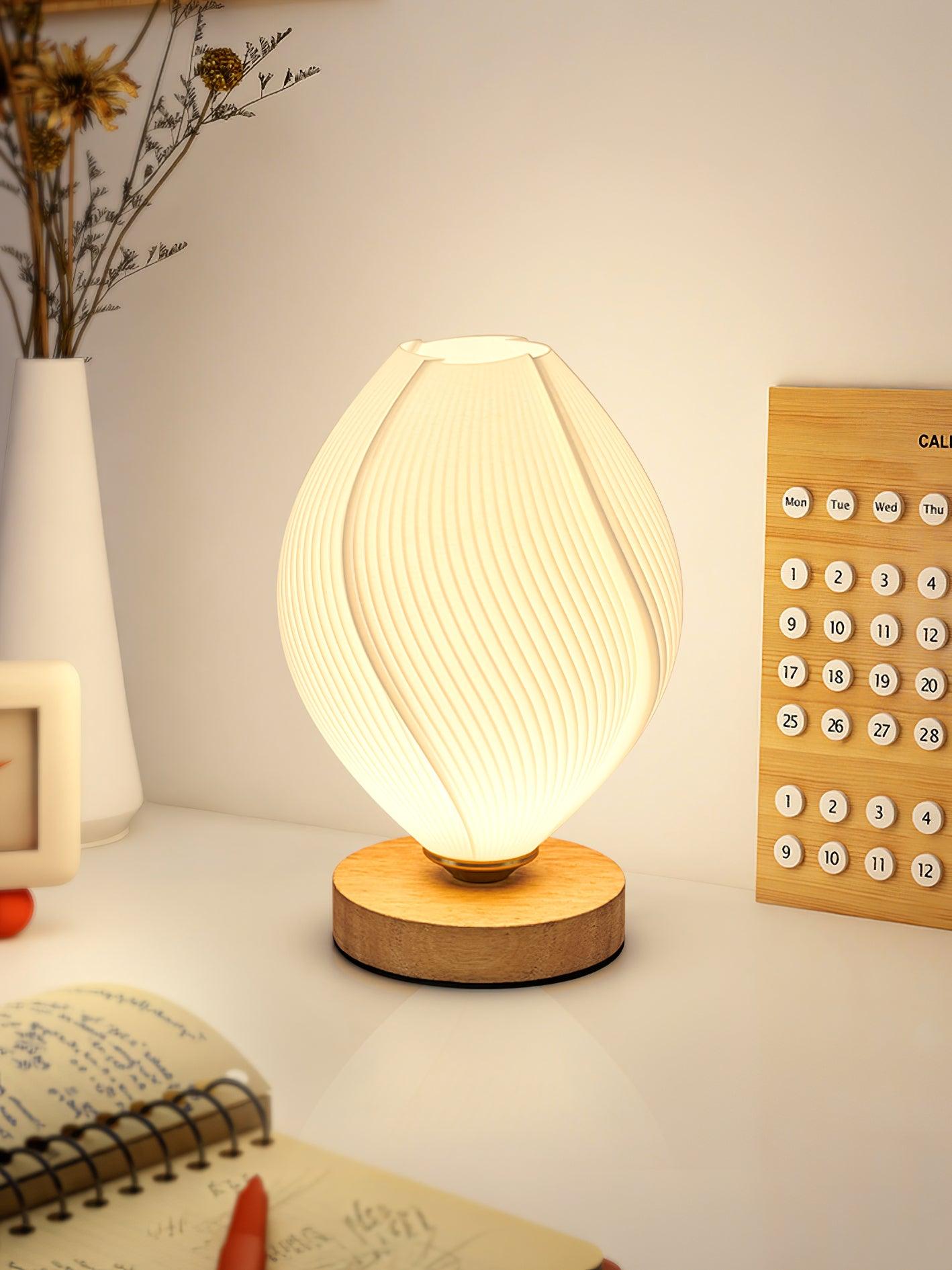 Willy Flower Bud Table Lamp - Loonglight