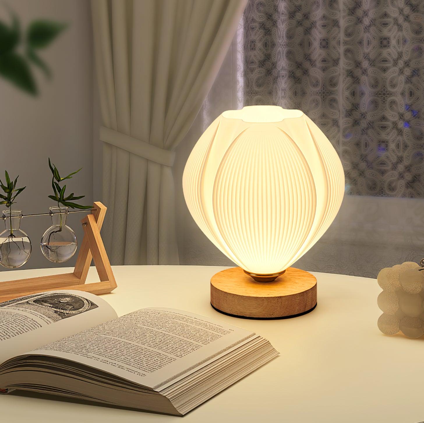 Willy Flower Bud Table Lamp - Loonglight