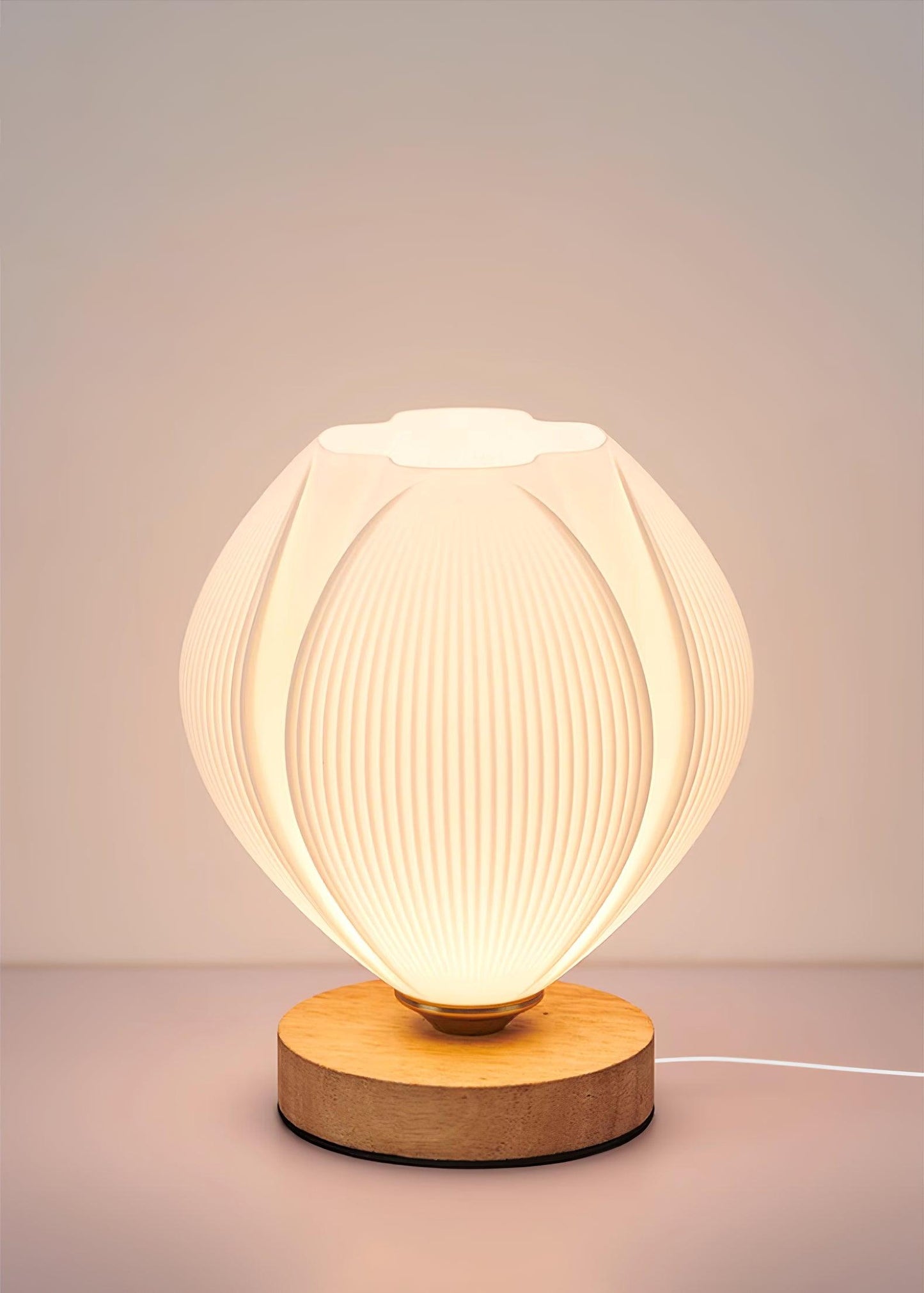 Willy Flower Bud Table Lamp - Loonglight