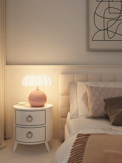 Willy Mushroom Table Lamp - Loonglight