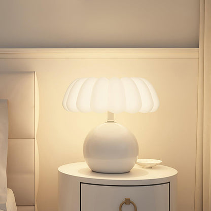 Willy Mushroom Table Lamp - Loonglight