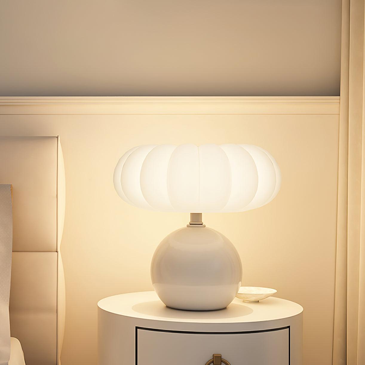 Willy Mushroom Table Lamp - Loonglight