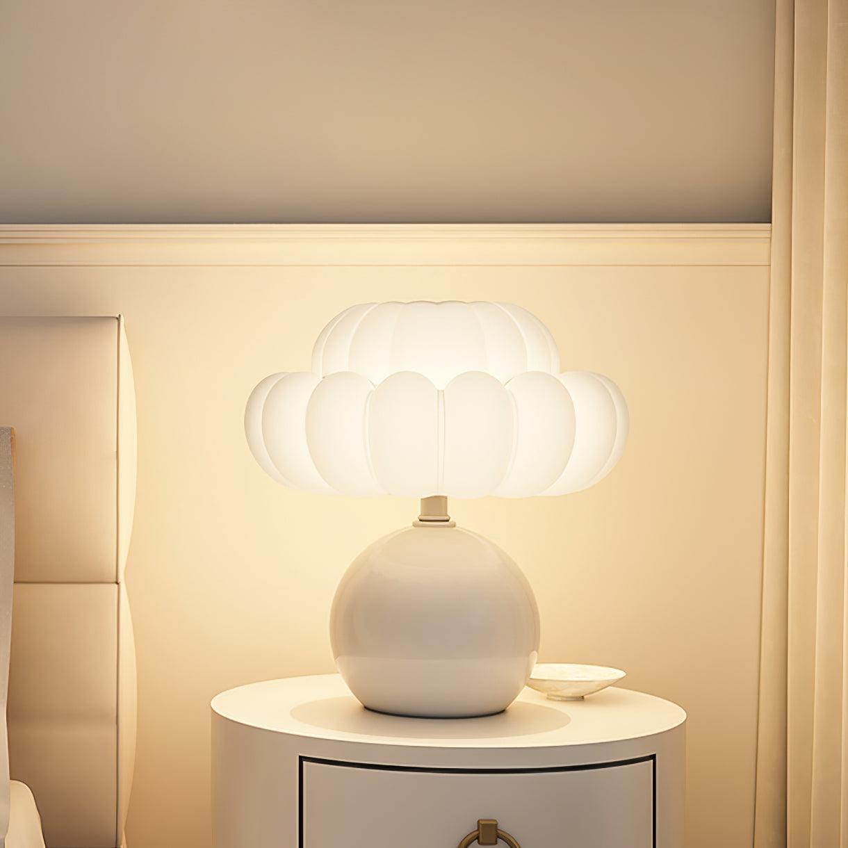 Willy Mushroom Table Lamp - Loonglight