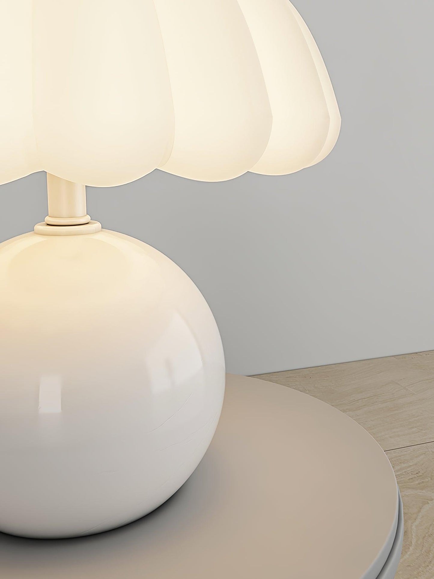 Willy Mushroom Table Lamp - Loonglight