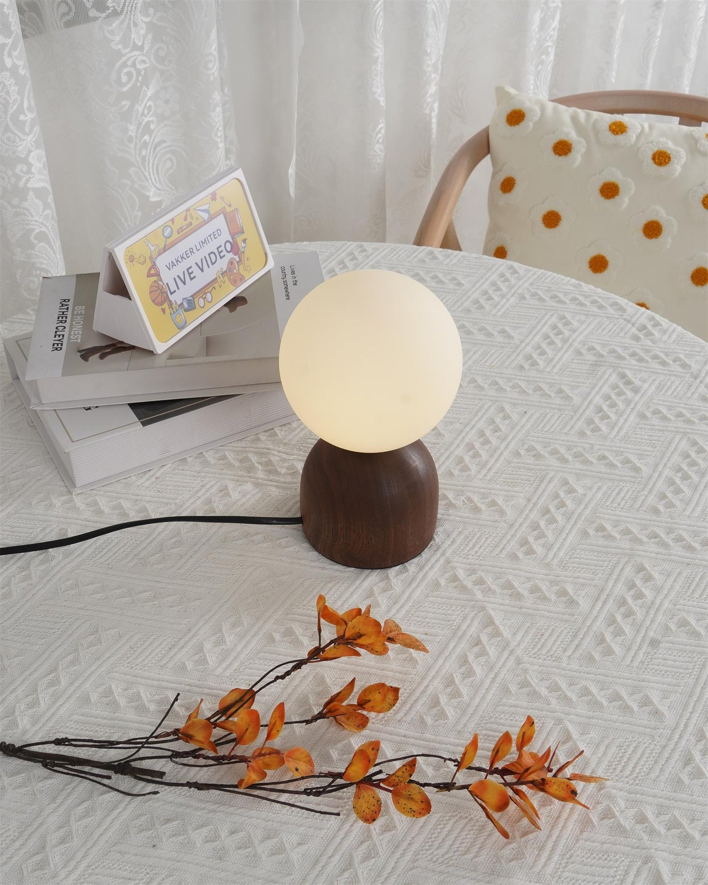 Wood Knuckle Table Lamp - Loonglight