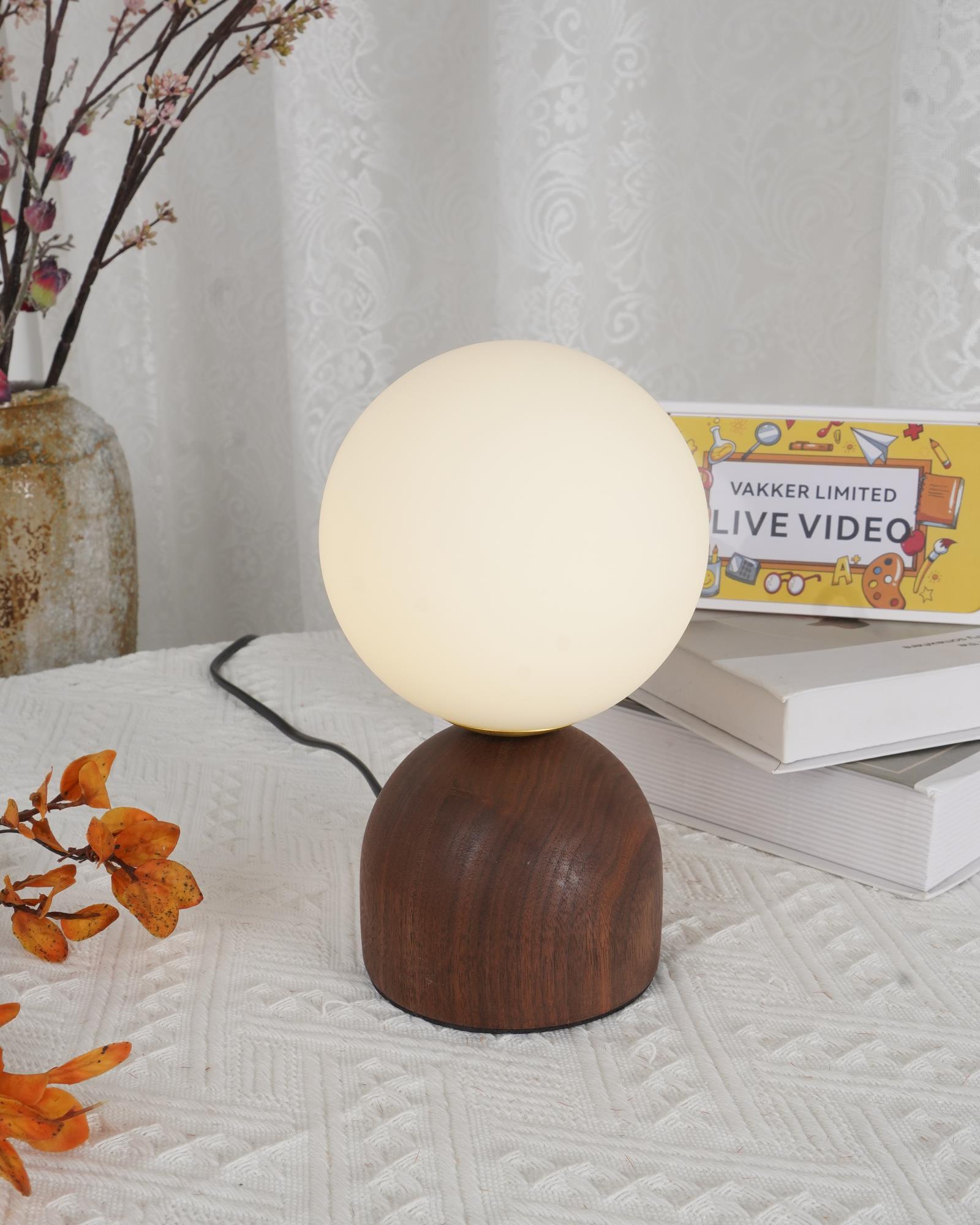 Wood Knuckle Table Lamp - Loonglight