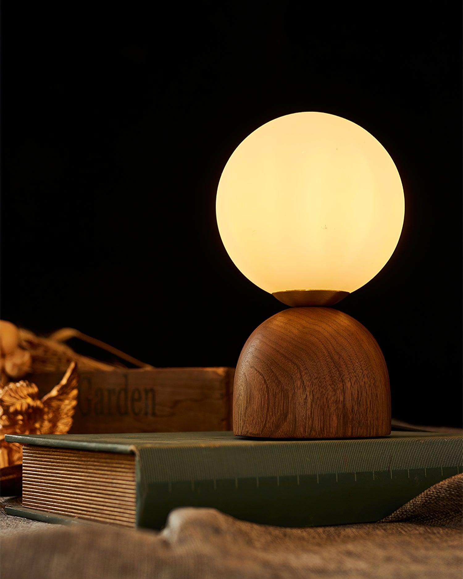 Wood Knuckle Table Lamp - Loonglight
