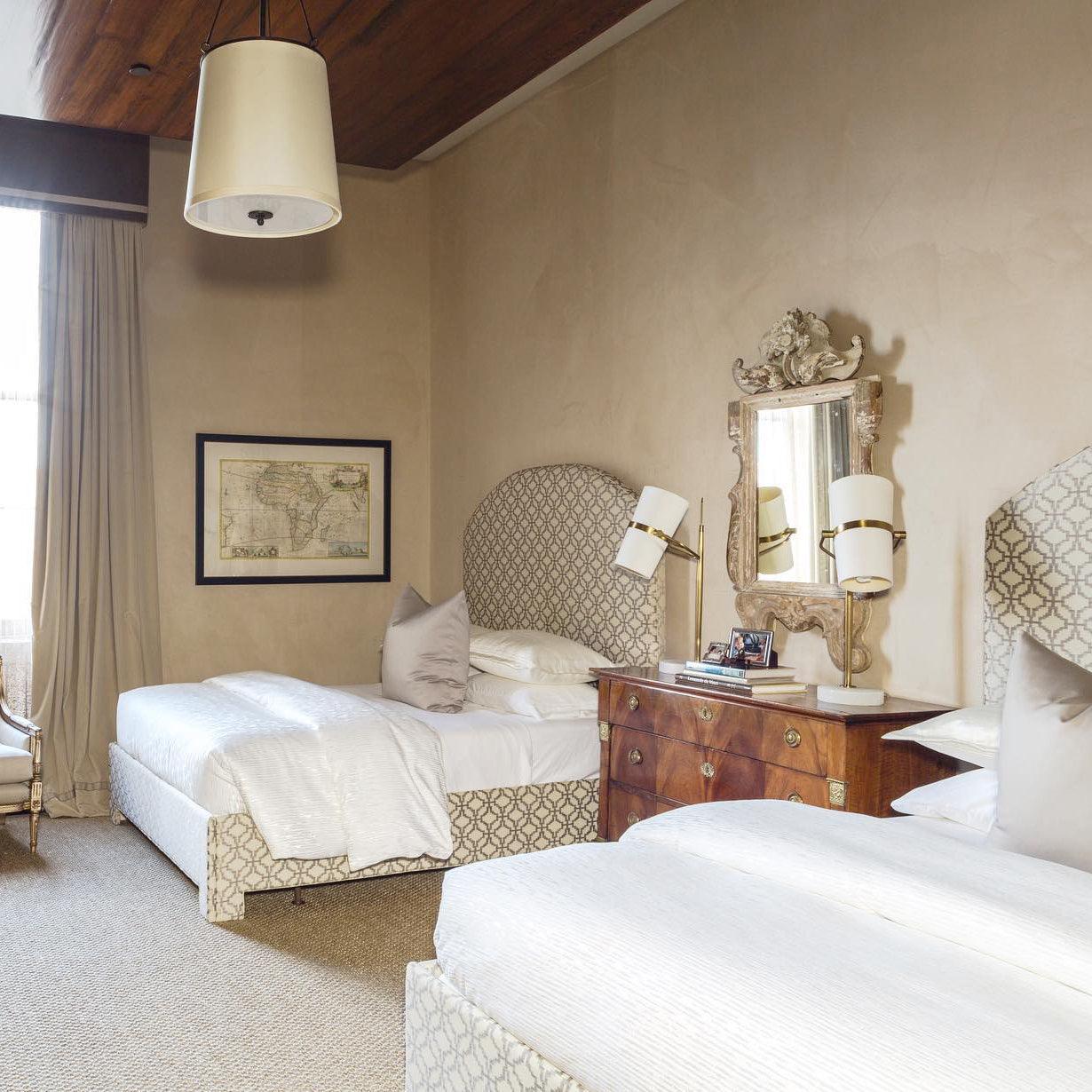 Yasmin Table Lamp - Loonglight