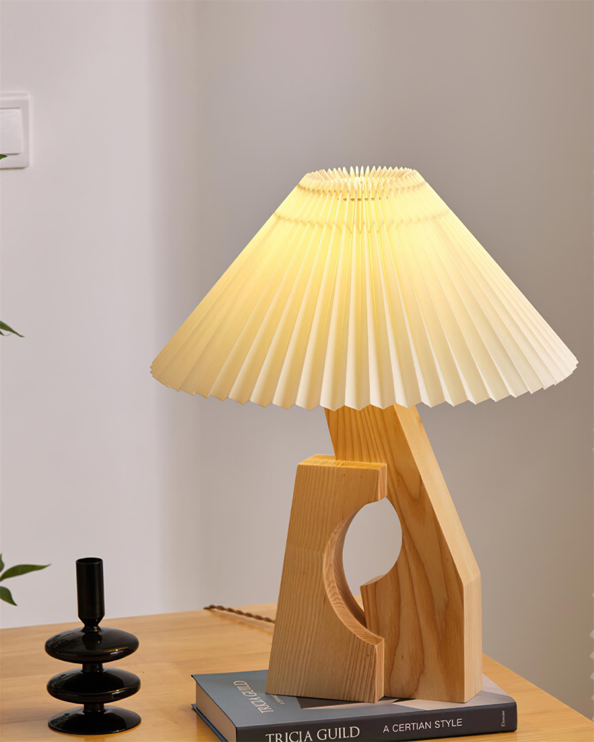 Zain Pleated Table Lamp - Loonglight