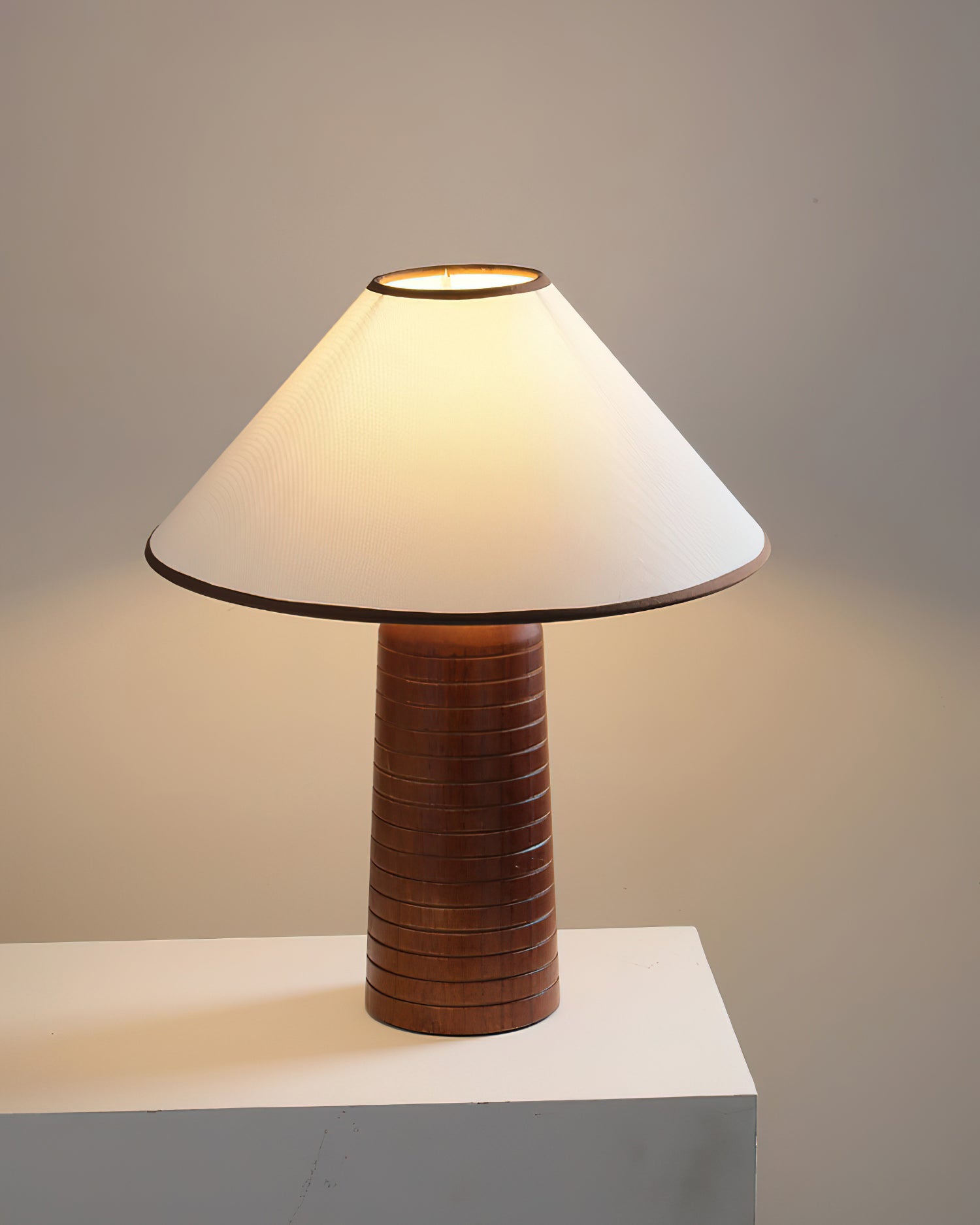 Zenith Table Lamp - Loonglight