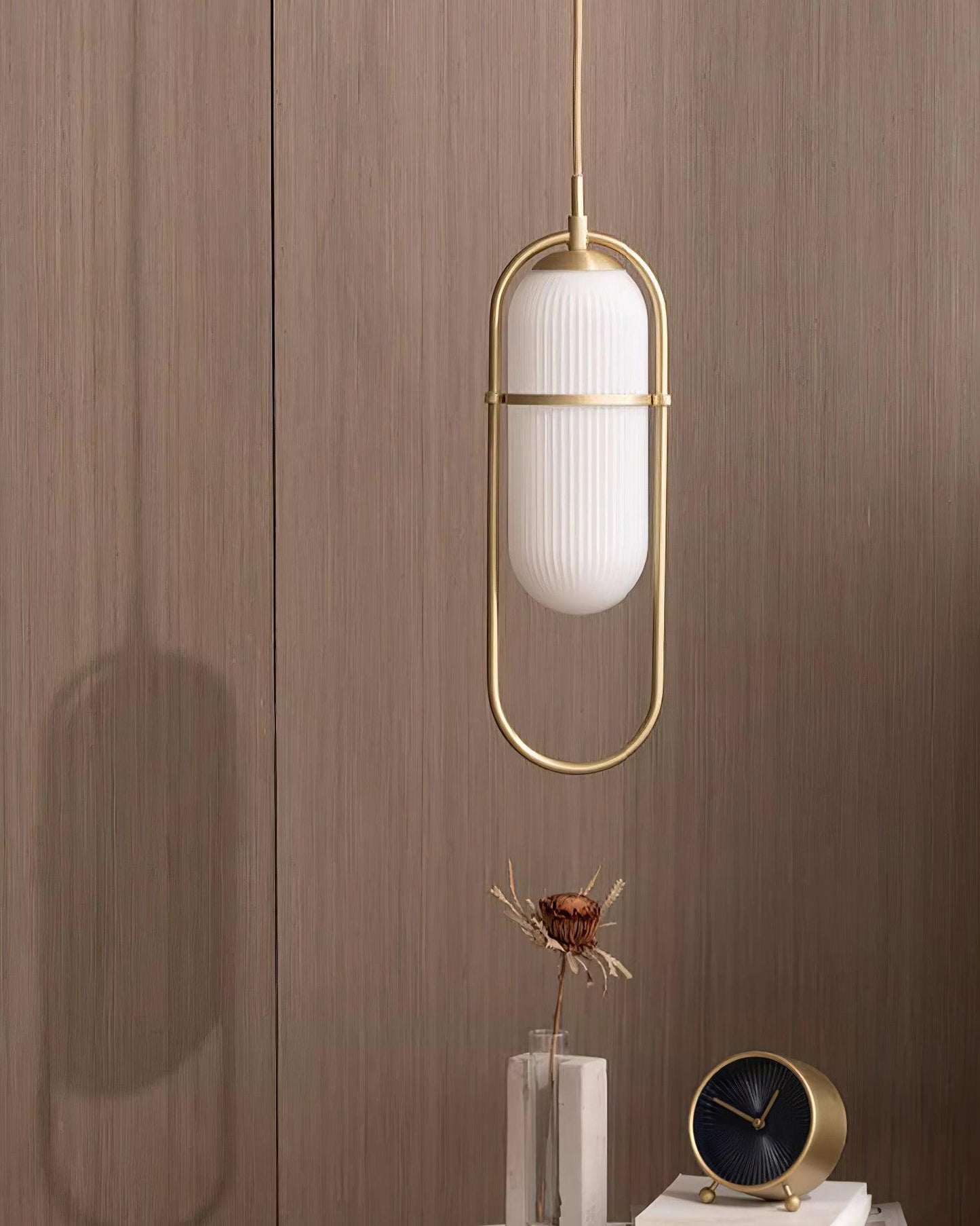 Zesta Capsule Pendant Lamp - Loonglight